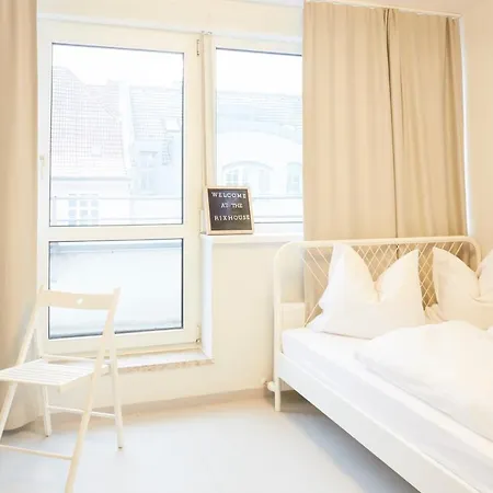Rixhouse Хостел Берлин